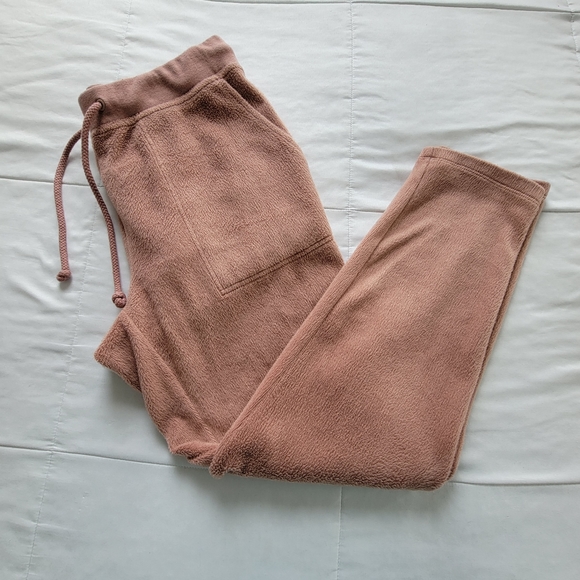 Lou & Grey Pants - Lou & Grey Fuzzy Plush Jogger Lounge Sweatpant, Small